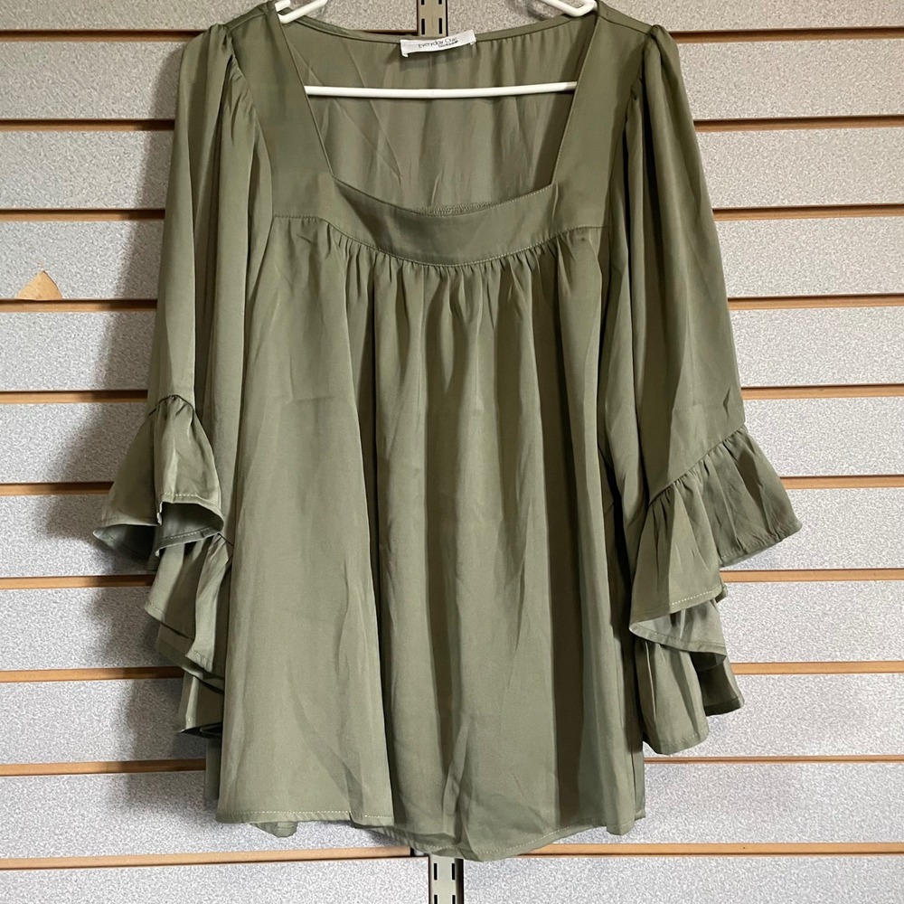 Everyday Chic Boutique‎ Olive Green Tunic Top Ruffle Sleeve Square Neck Blouse M